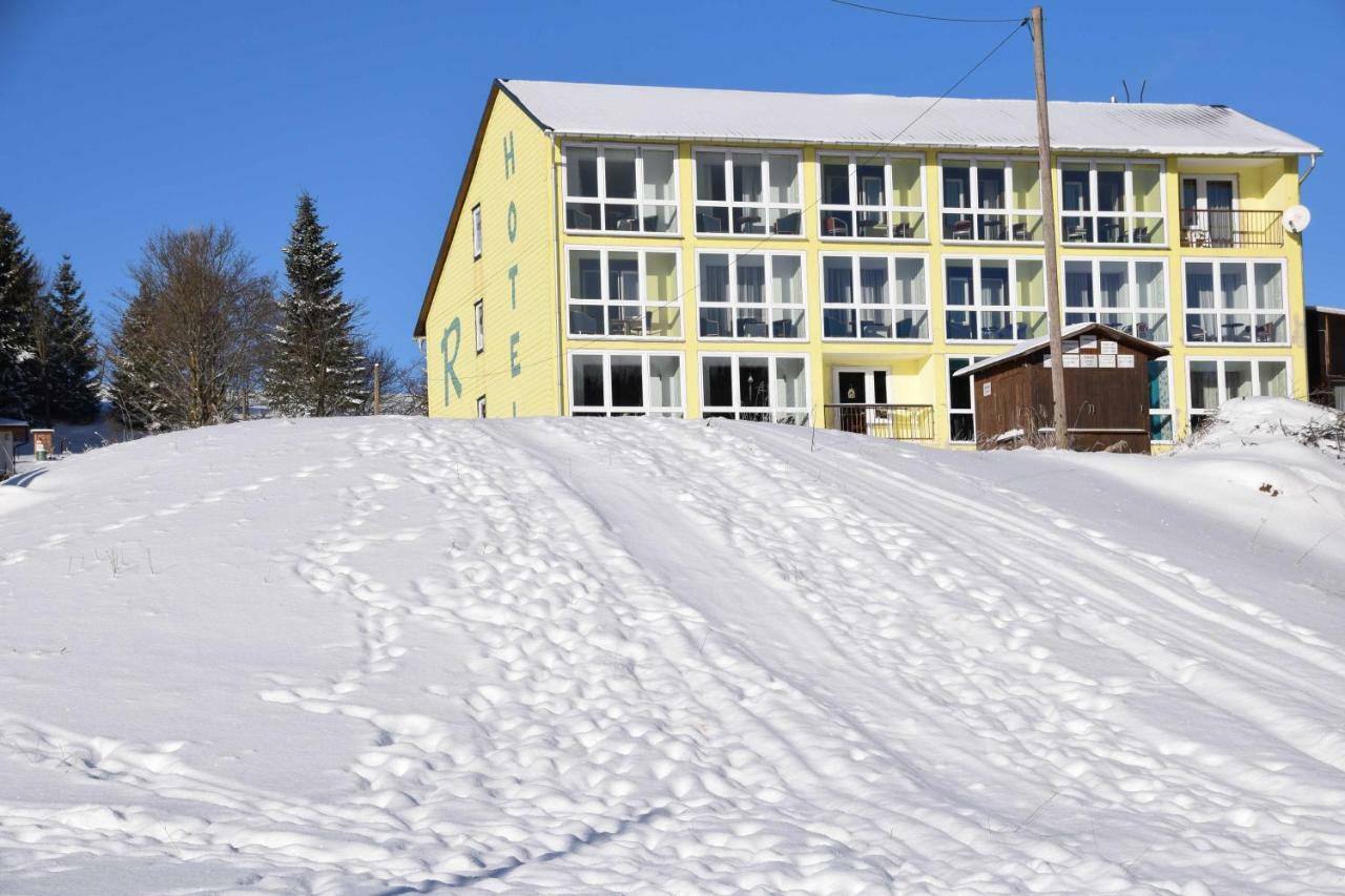 Marschalls Hotel Am Rennsteig Neuhaus am Rennweg Exterior photo