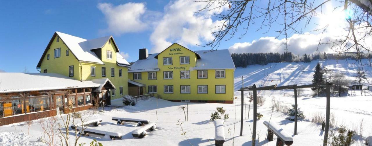 Marschalls Hotel Am Rennsteig Neuhaus am Rennweg Exterior photo
